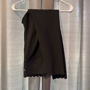 Jessica Simpson 7/8 scalloped leggings